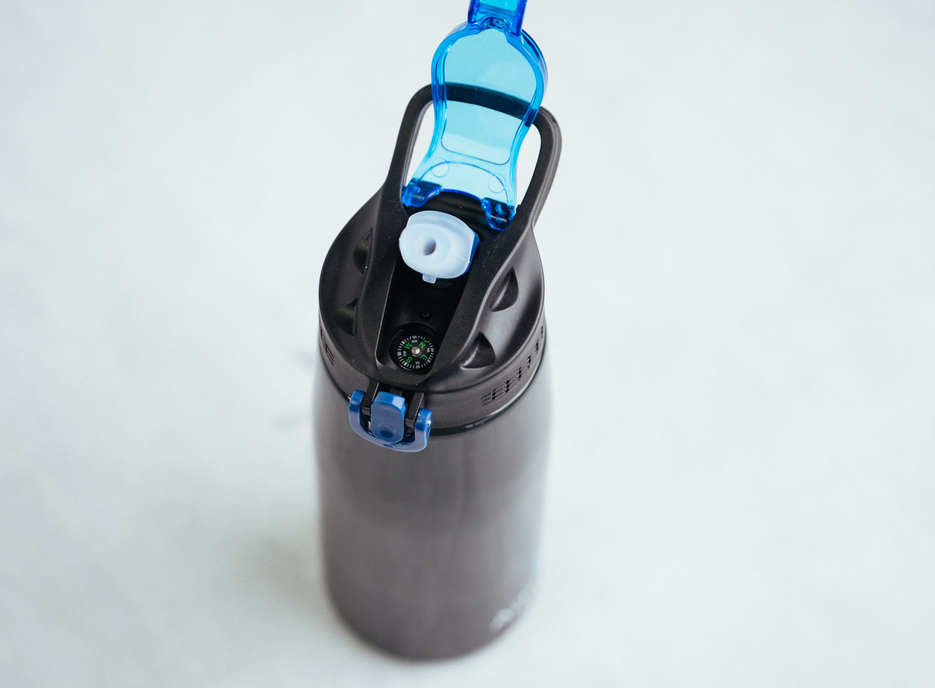 AquaNow Midnight Black Bottle With Advanced Filtration